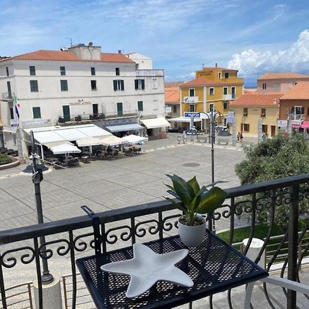 Nonna Ita Hotell Santa Teresa Gallura Exteriör bild
